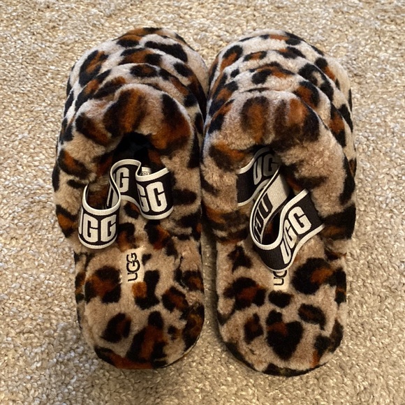 ugg fluff yeah slides - Picture 2 of 4